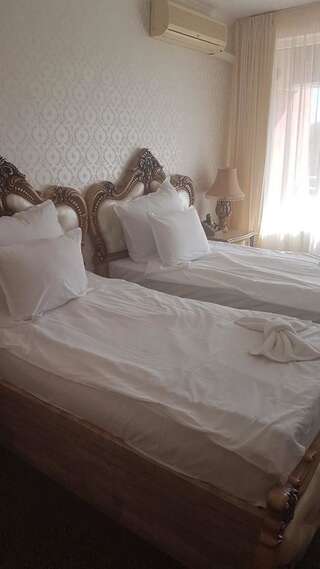 Отель Hotel Elit Palace and SPA Балчик Стандартный двухместный номер с 2 отдельными кроватями-4