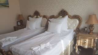 Отель Hotel Elit Palace and SPA Балчик Стандартный двухместный номер с 2 отдельными кроватями-5